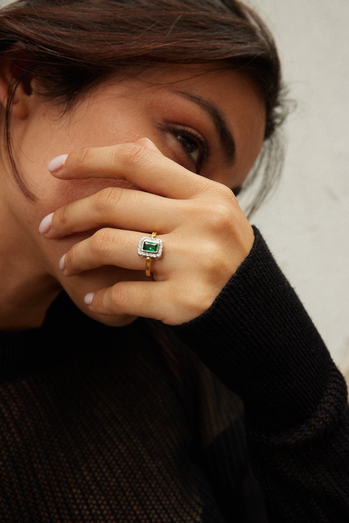 Anillo Viviane